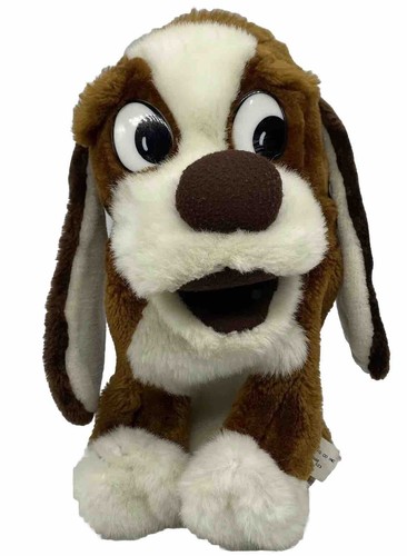 Basset hound dog hand - hound,